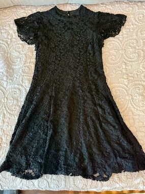 Zunie Black Floral Lace Midi Dress